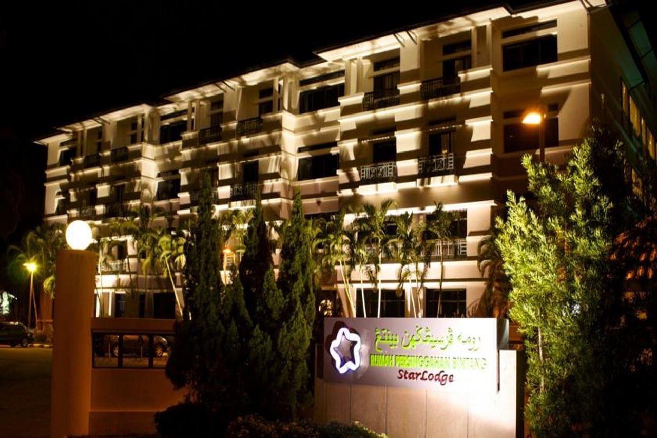 สตาร์ ลอดจ์ Hotel กัมปงเจอรูดง ภายนอก รูปภาพ