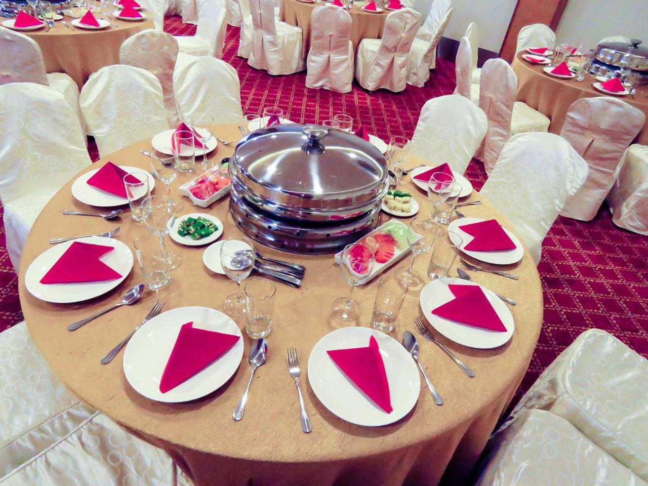 สตาร์ ลอดจ์ Hotel กัมปงเจอรูดง ภายนอก รูปภาพ